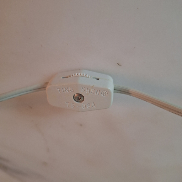 Lot of 5 Vintage Ting Sheng Candle Lamps with Bulbs - Picture 2 of 3